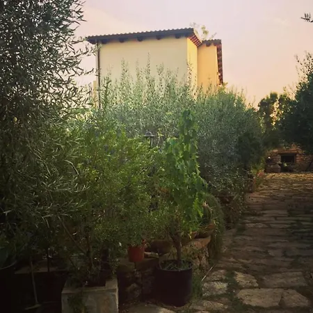 別荘 Il Giardino Di Petra